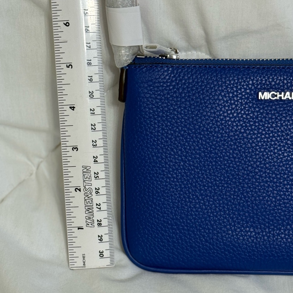 Michael Kors Jet Set Galaxy Blue Pebbled Leather Wristlet, NWT - Picture 7 of 14